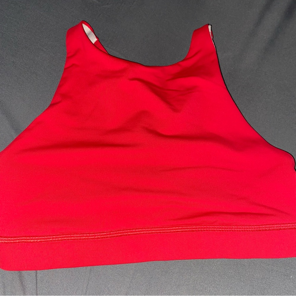 Lululemon Energy Bra High Neck *Medium Support, B–D Cup
Dark Red
